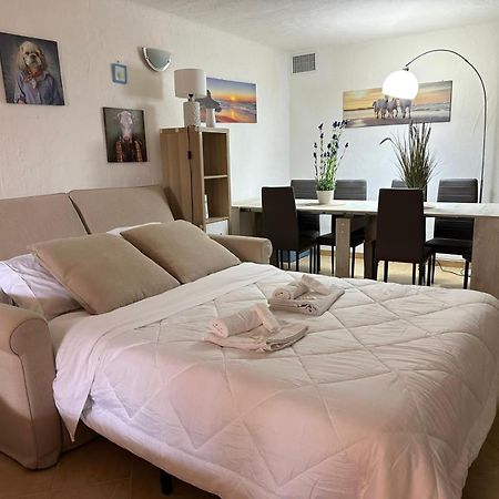 Lightblue-Celeste Central Apartment In Porto Rotondo Luaran gambar