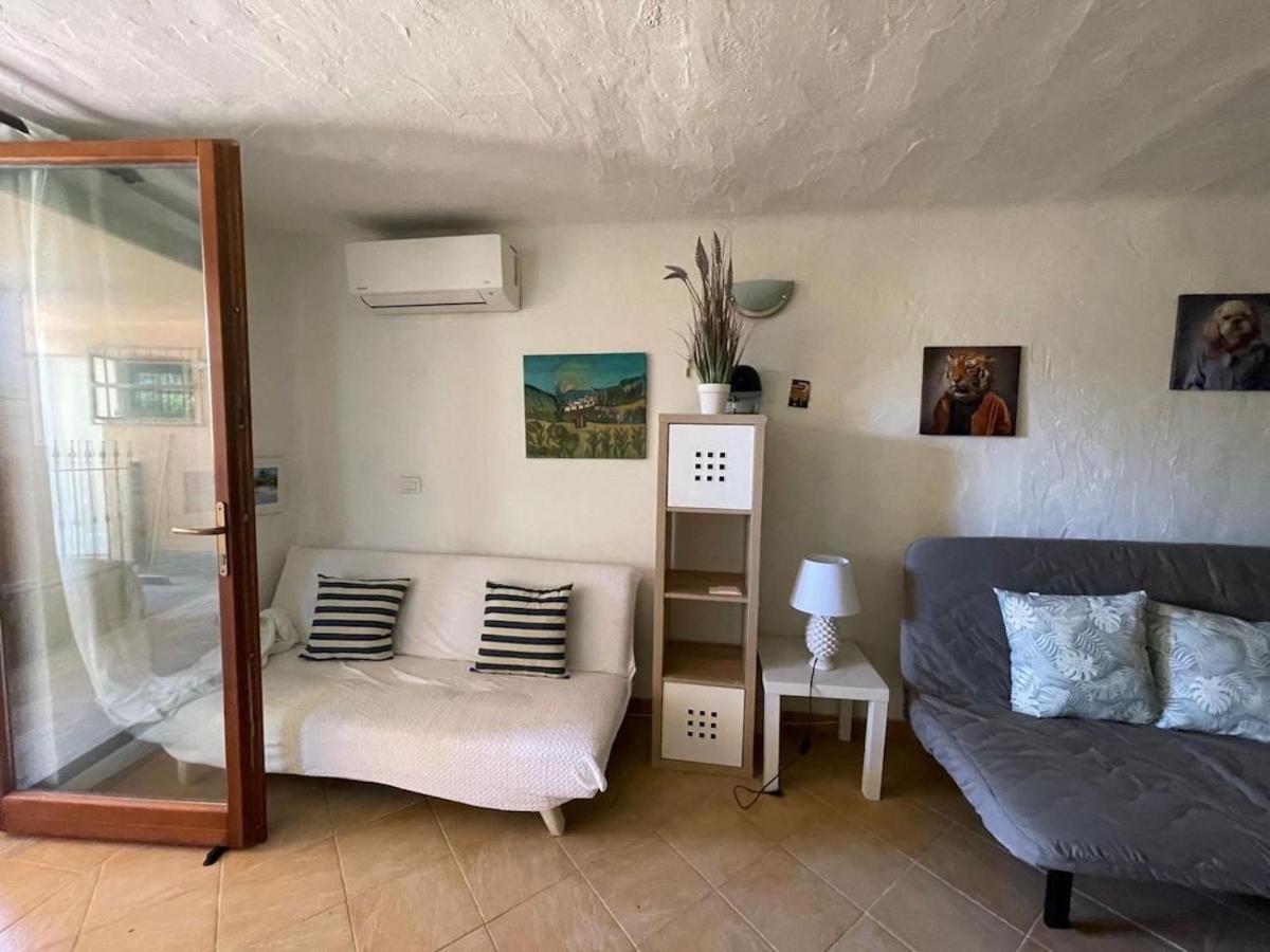 Lightblue-Celeste Central Apartment In Porto Rotondo Luaran gambar
