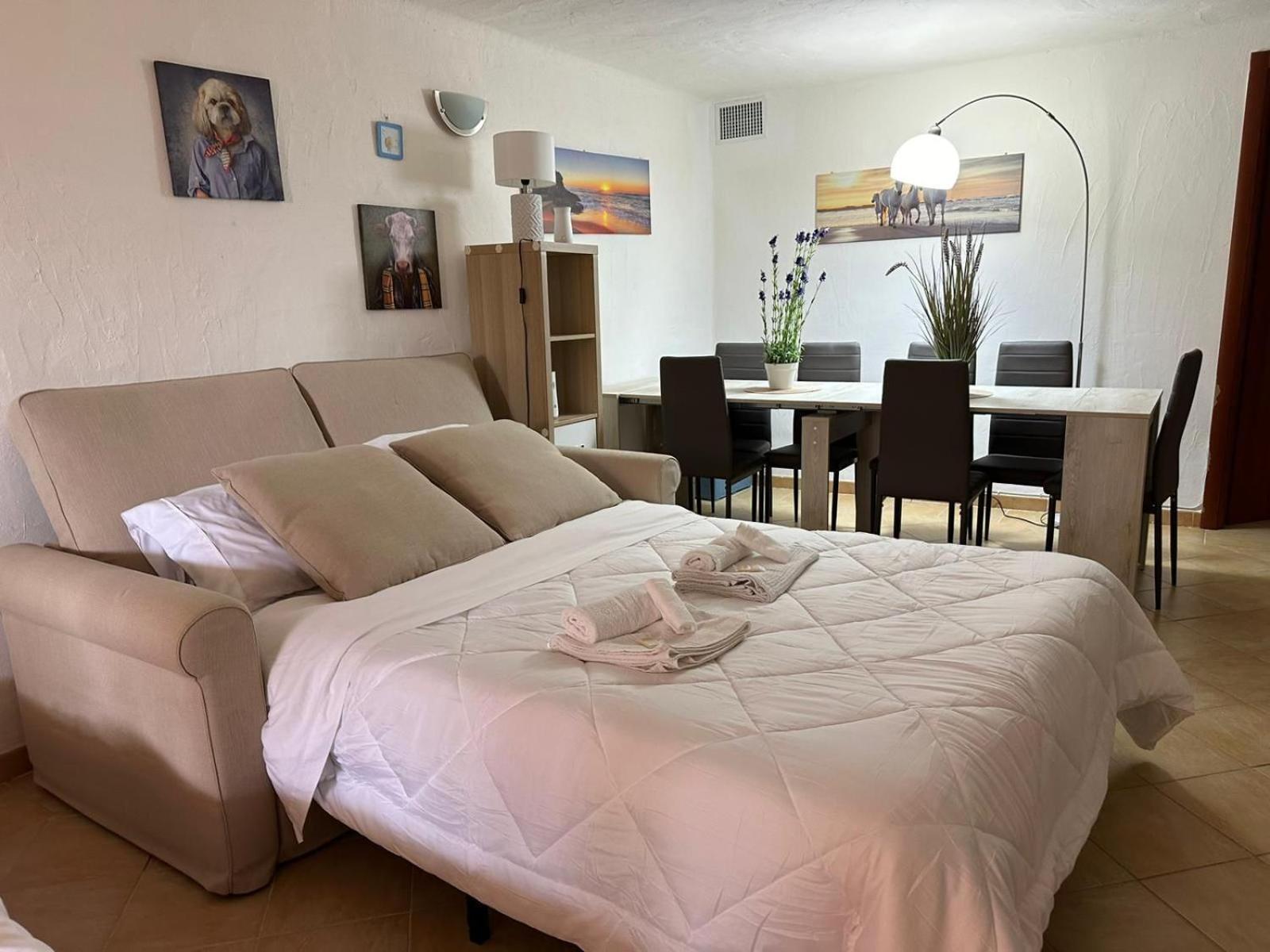 Lightblue-Celeste Central Apartment In Porto Rotondo Luaran gambar